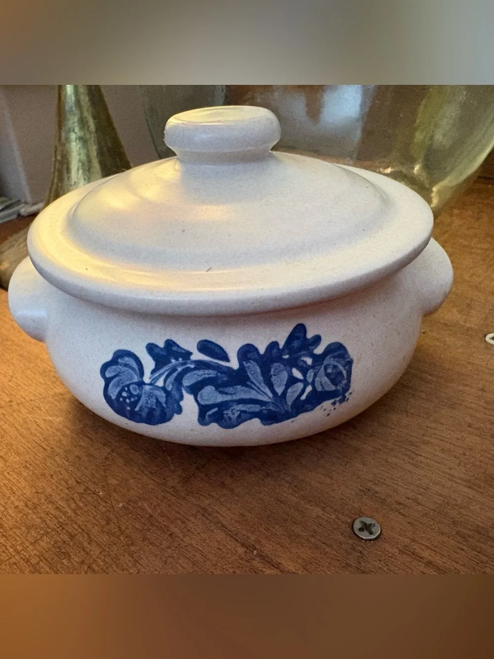 Vintage Pfaltzgraff Yorktowne Stoneware Crock dish W/Lid 305Y 4.5”